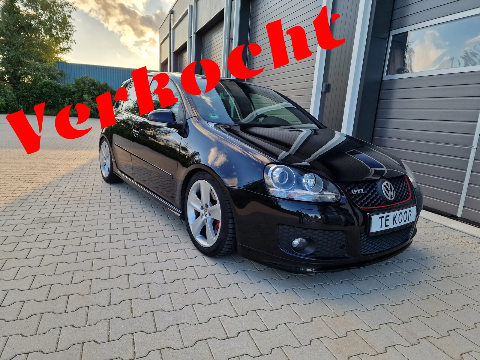 Volkswagen Golf (0) — foto 1