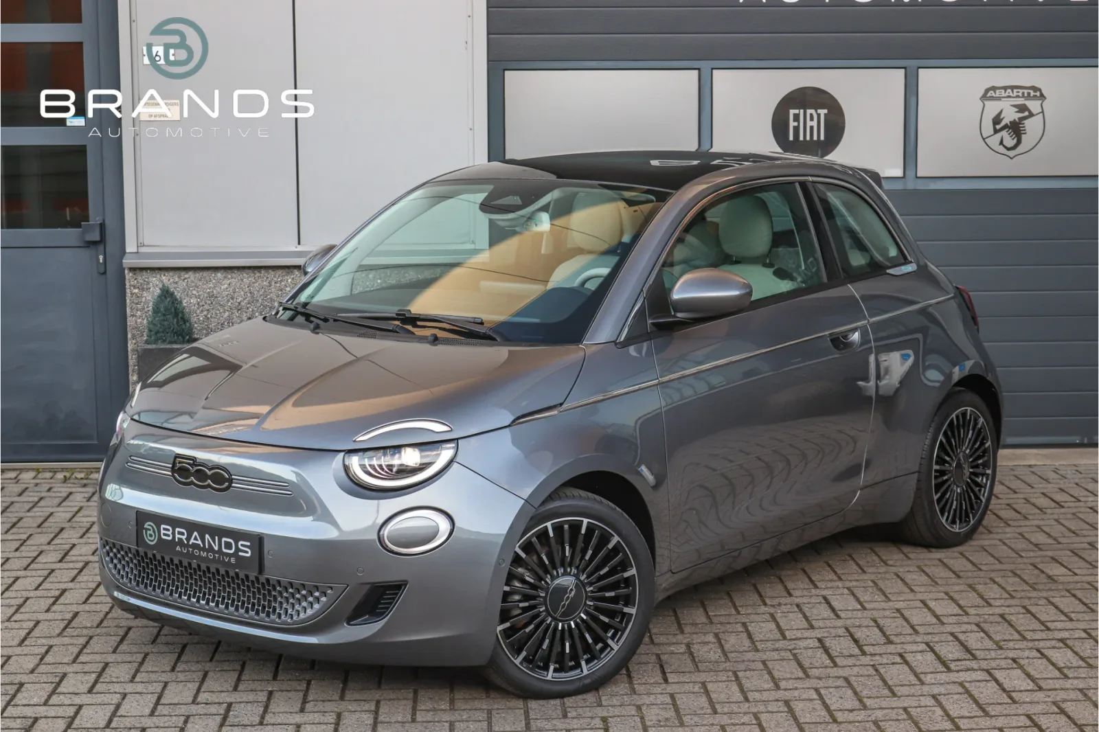 Fiat 500e (2022) — foto 1