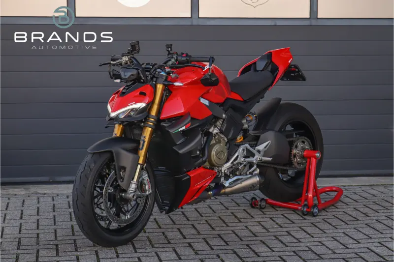 Ducati Streetfighter V4S (2022)