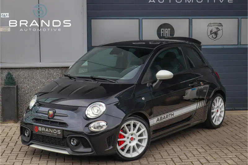 Abarth 695 (2022)