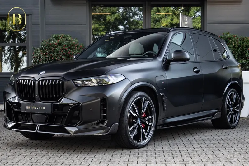 BMW X5 (2025)