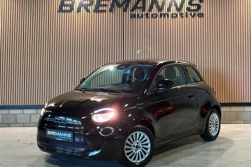 Fiat 500 (2022)