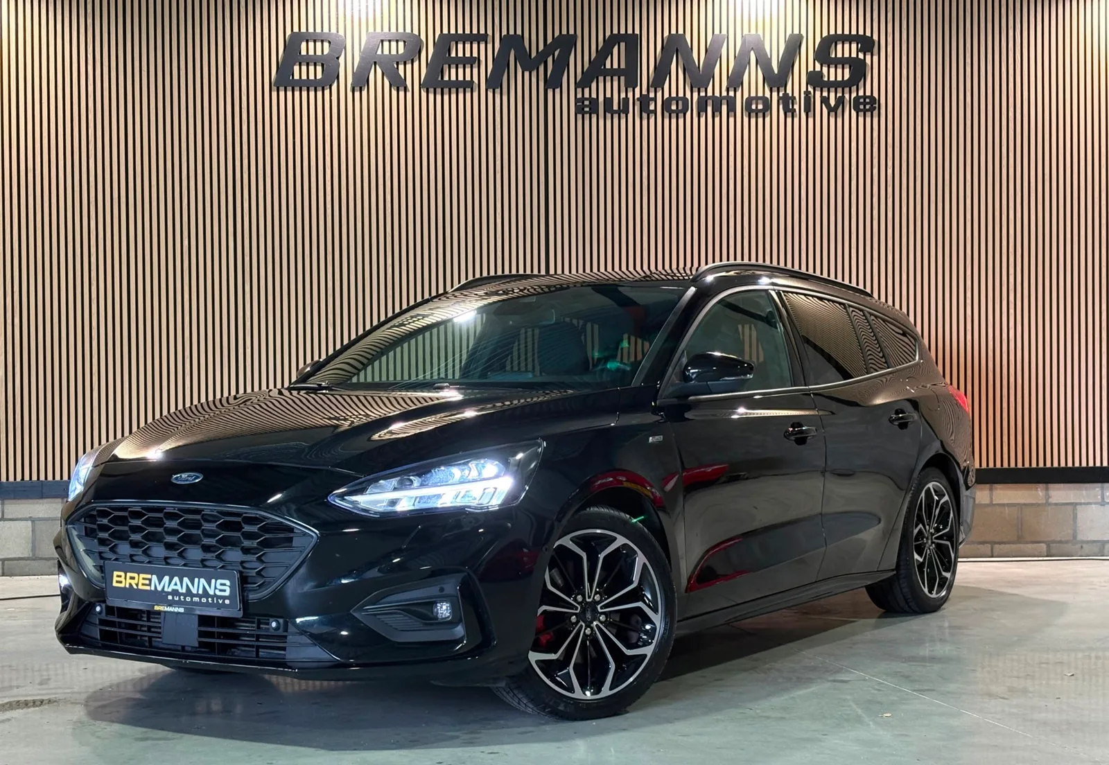 Ford Focus (2021) — foto 1