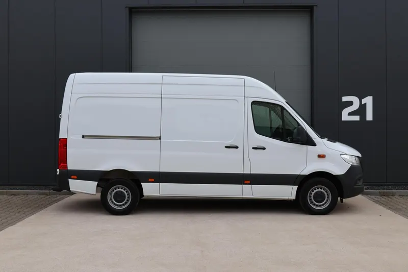 Mercedes-Benz Sprinter (2024)