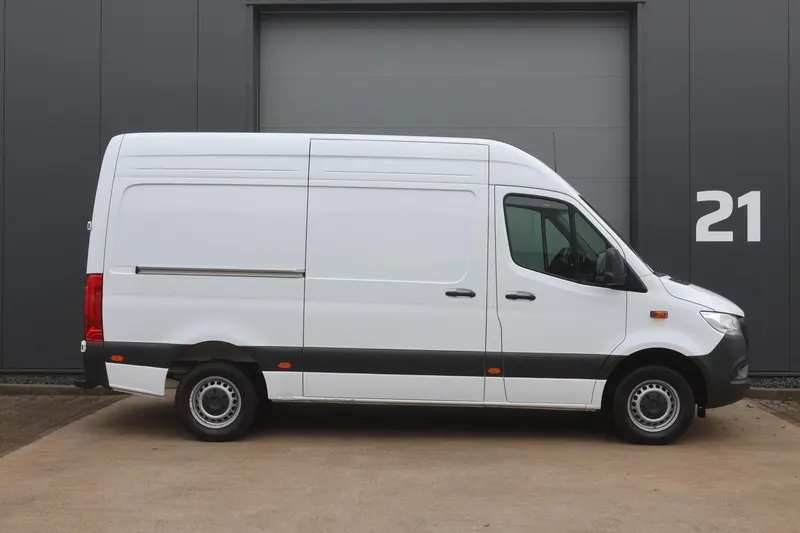 Mercedes-Benz Sprinter (2024)