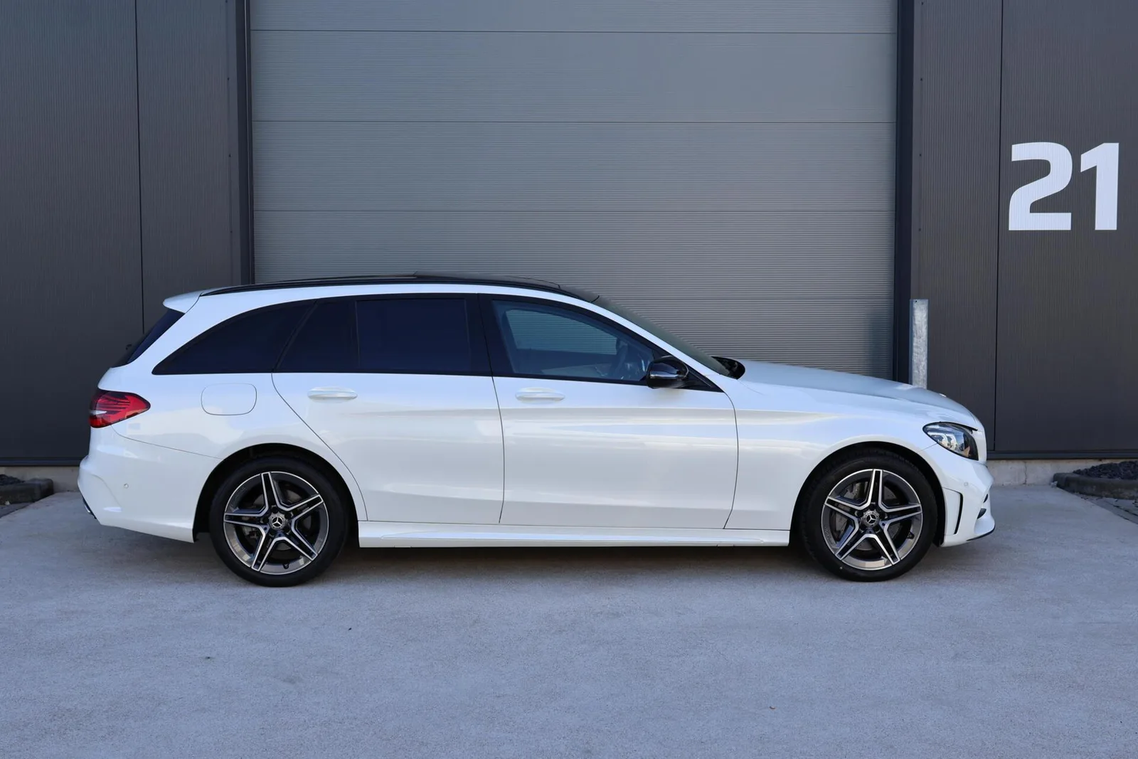 Mercedes-Benz C-Klasse (2019) — foto 1