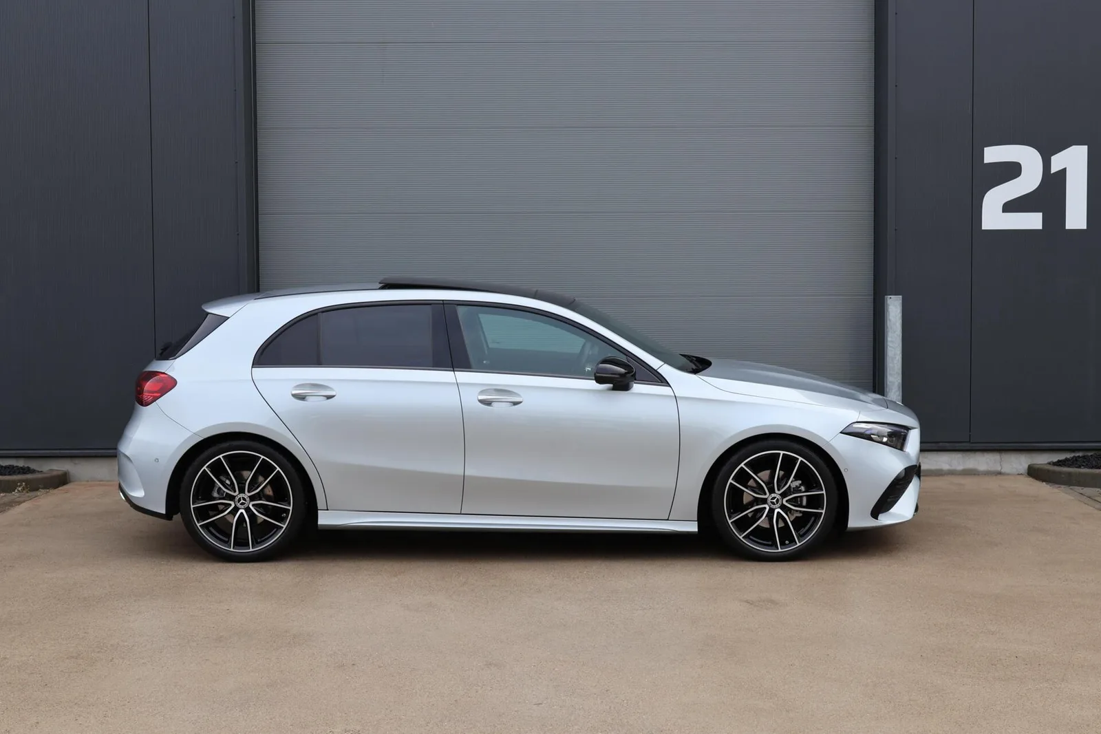 Mercedes-Benz A-Klasse (2025) — foto 1