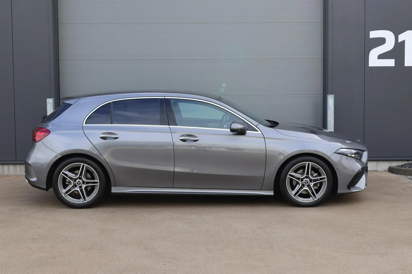 Mercedes-Benz A-Klasse (2025) — foto 1