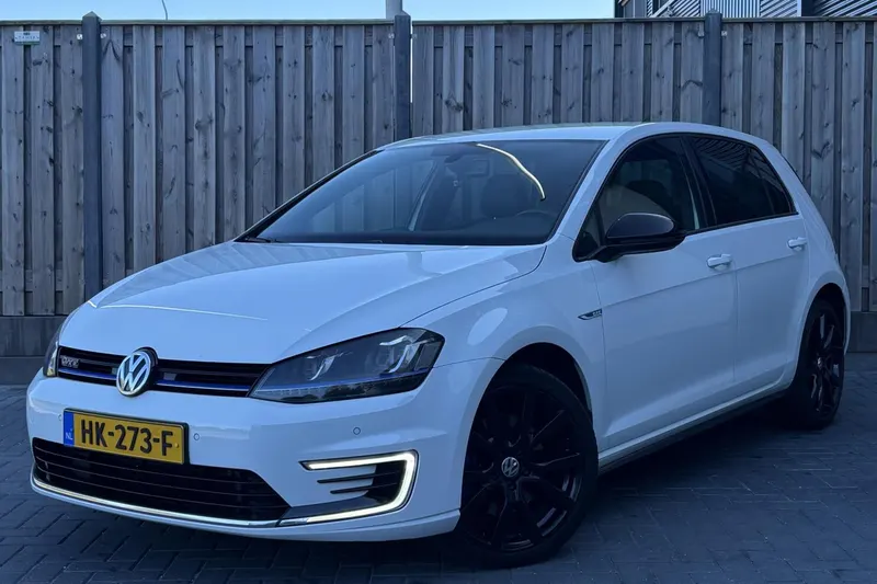 Volkswagen Golf (2015)