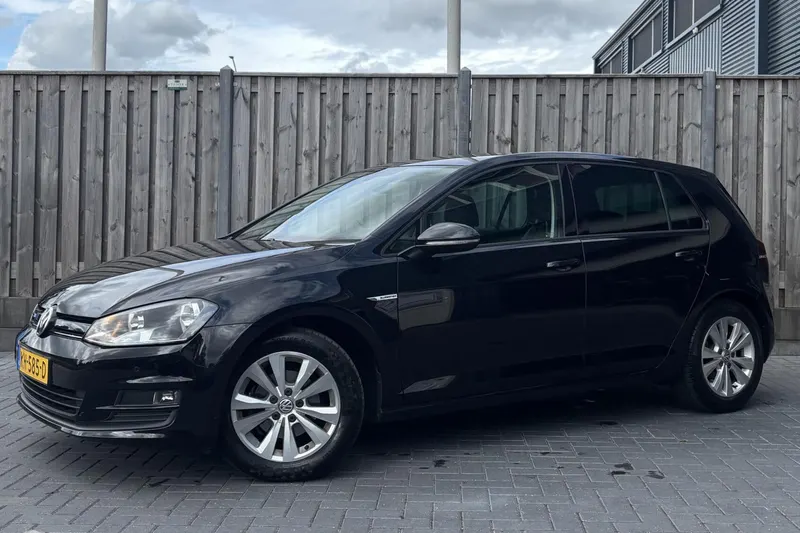 Volkswagen Golf (2016)