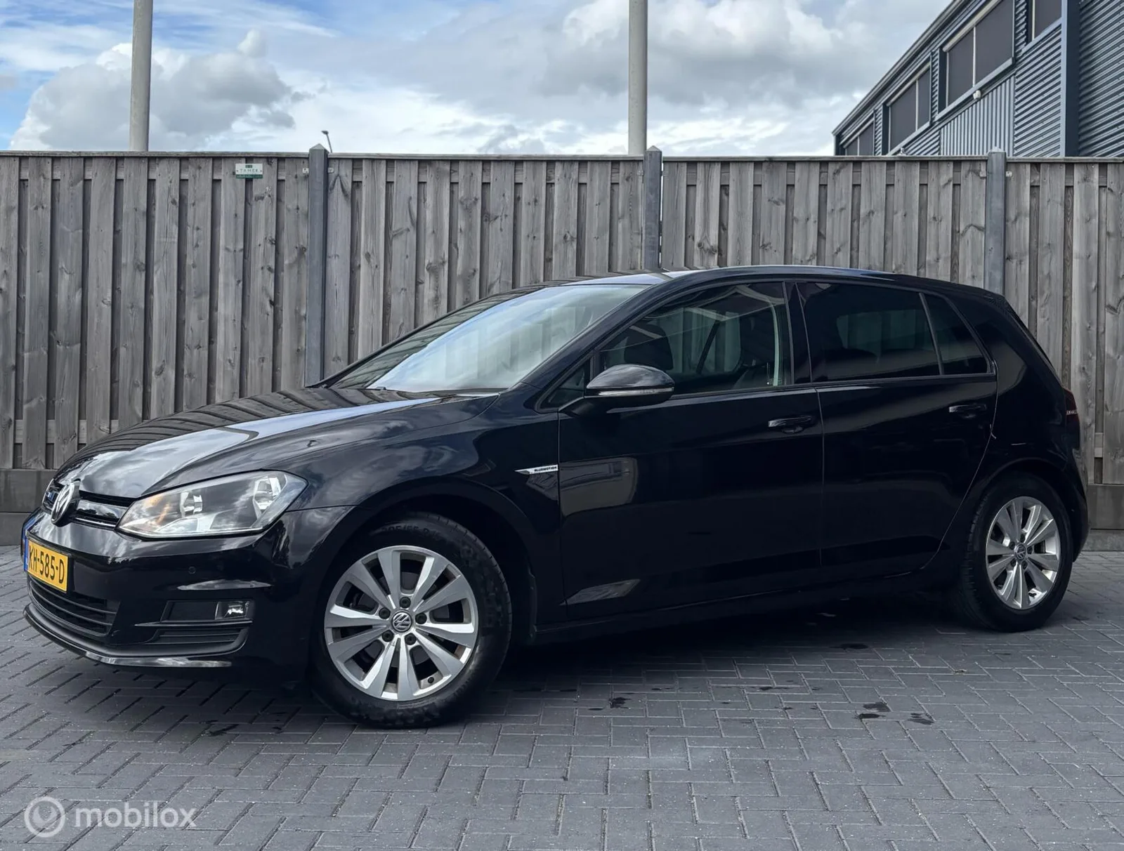 Volkswagen Golf (2016) — foto 1