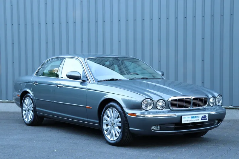 Jaguar XJ (2004)