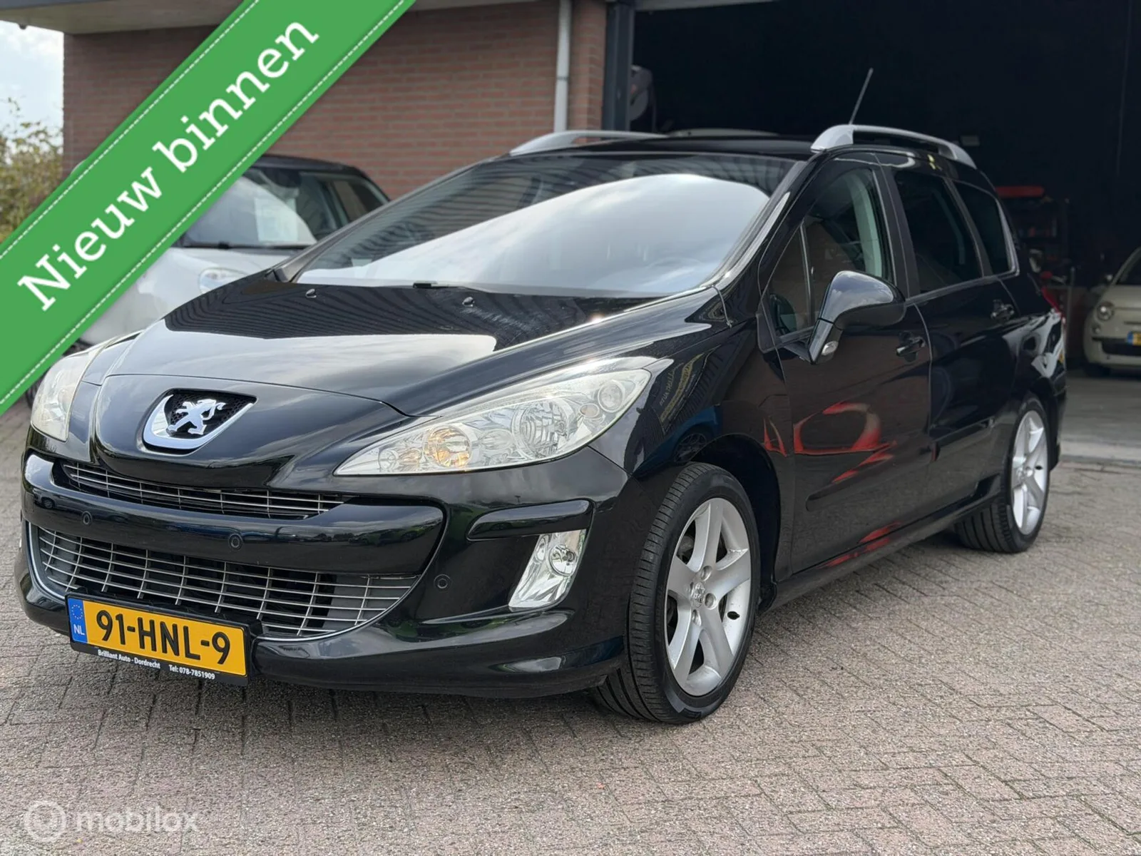 Peugeot 308 (2009) — foto 1