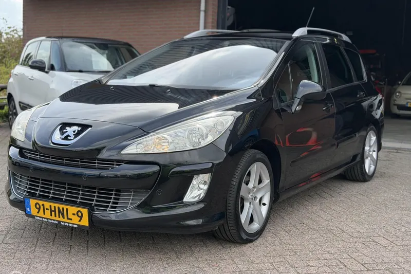 Peugeot 308 (2009)