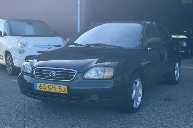 Suzuki Baleno (2000)