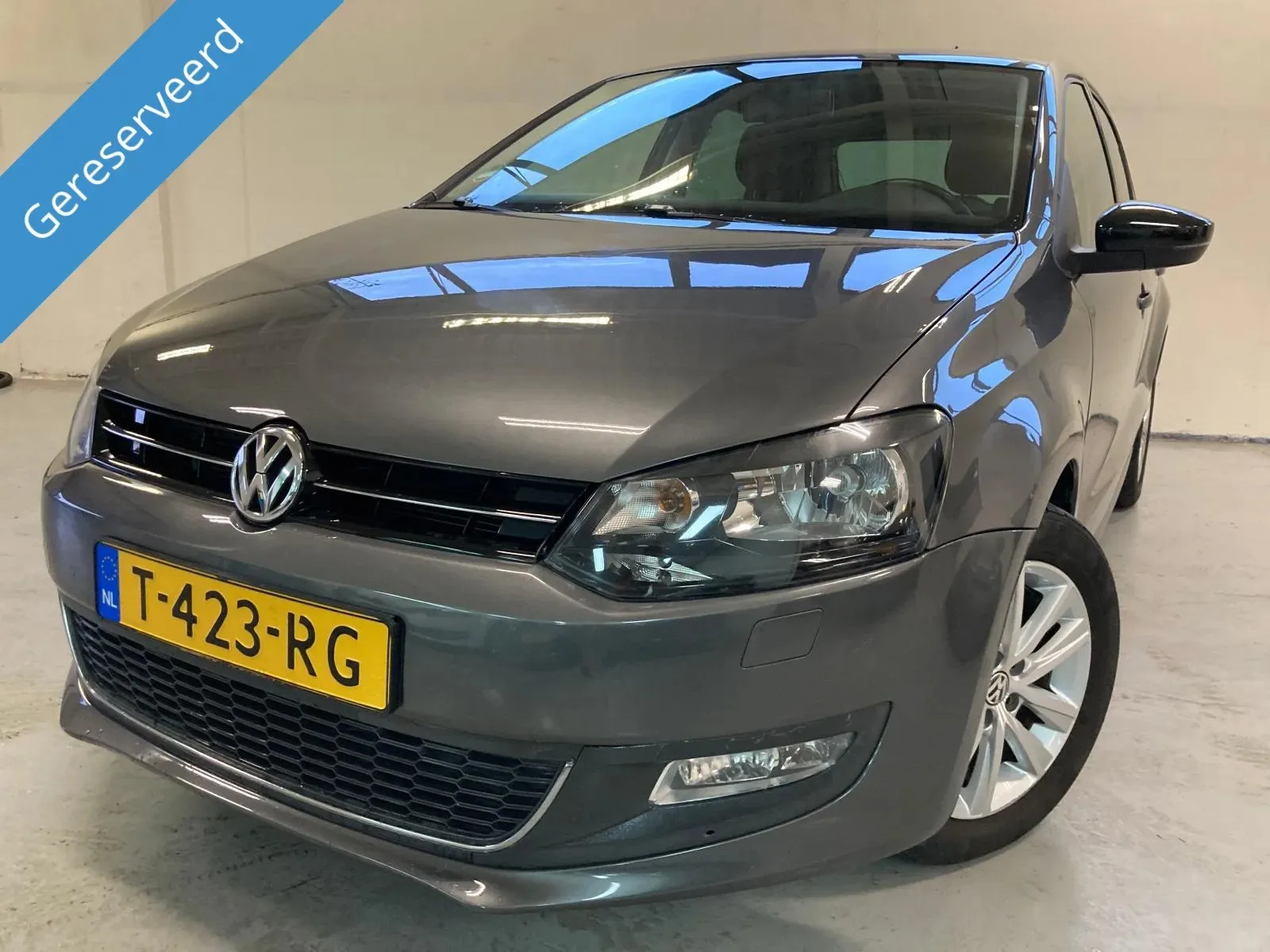 Volkswagen Polo (2011) — foto 1