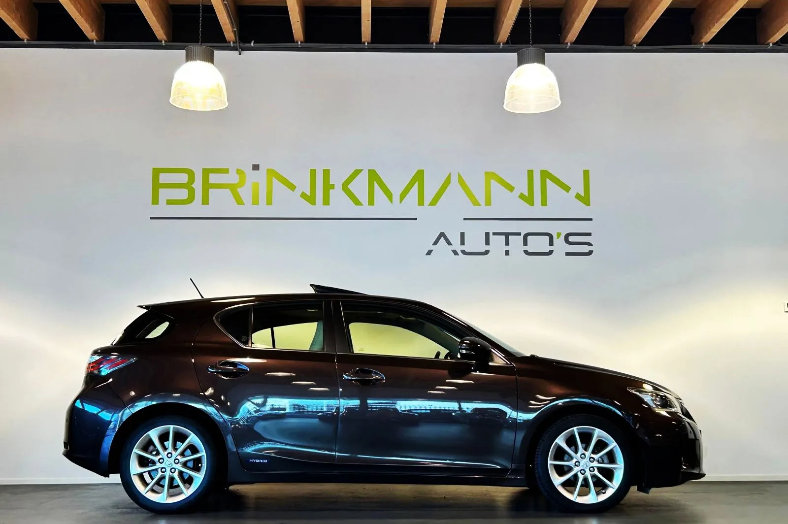 Lexus CT (2011) — foto 1