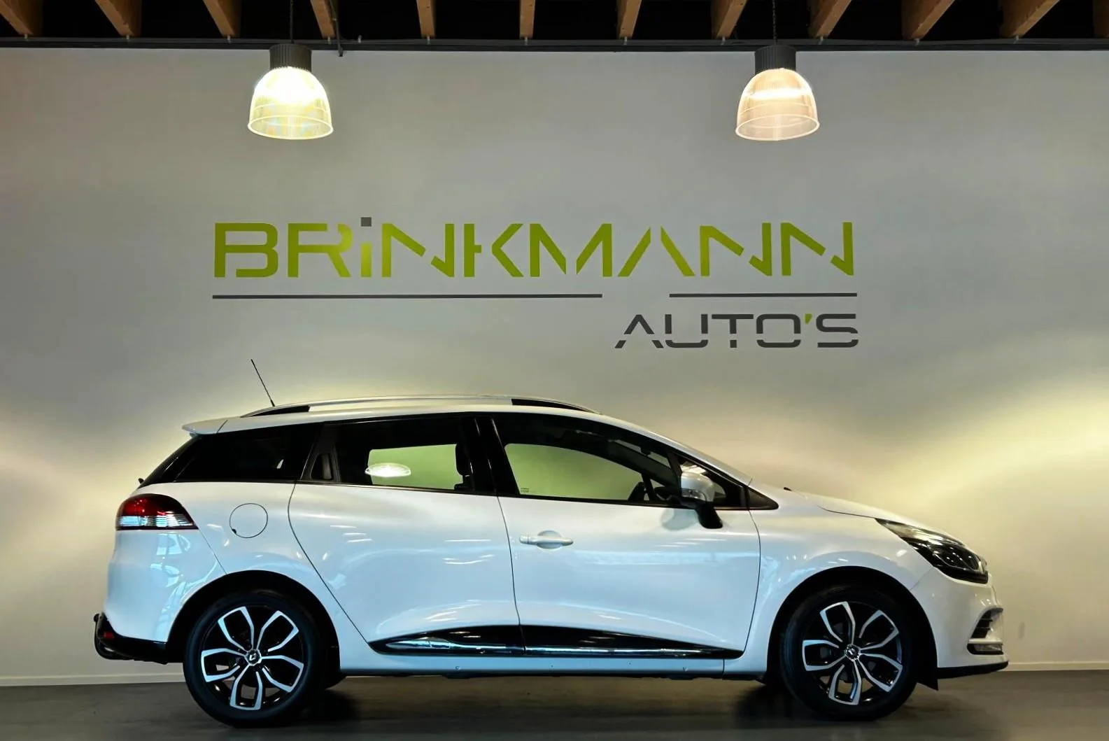 Renault Clio (2018) — foto 1