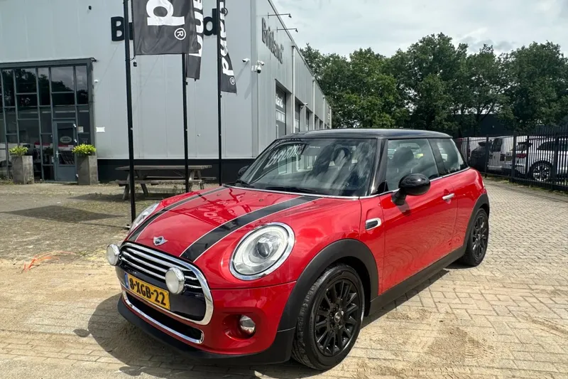 MINI Cooper (2014)