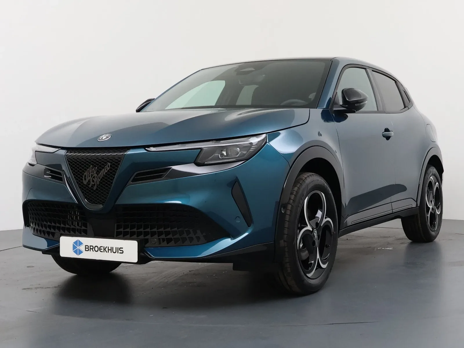 Alfa Romeo Junior (2026) — foto 1