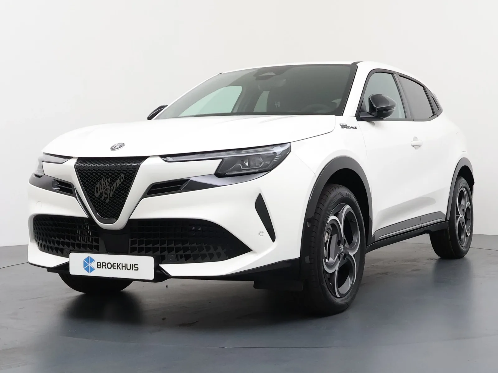 Alfa Romeo Junior (2026) — foto 1