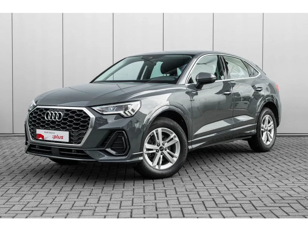 Audi Q3 (2022) — foto 1