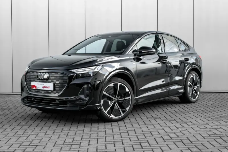 Audi Q4 e-tron (2022)