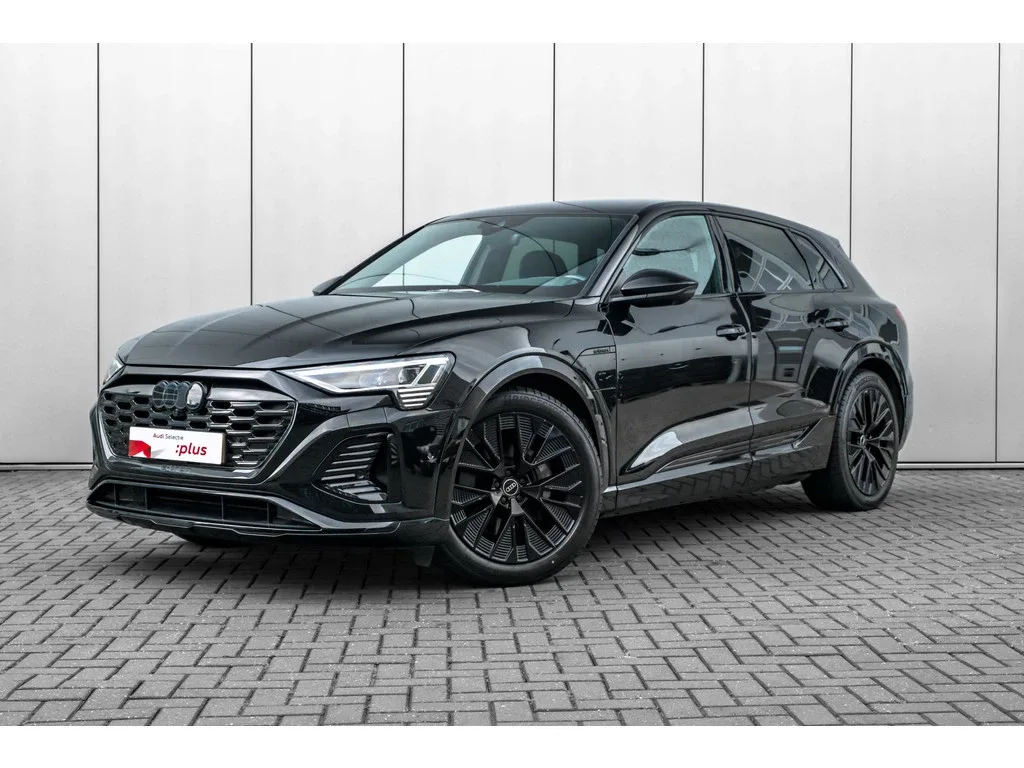 Audi Q8 e-tron (2023) — foto 1