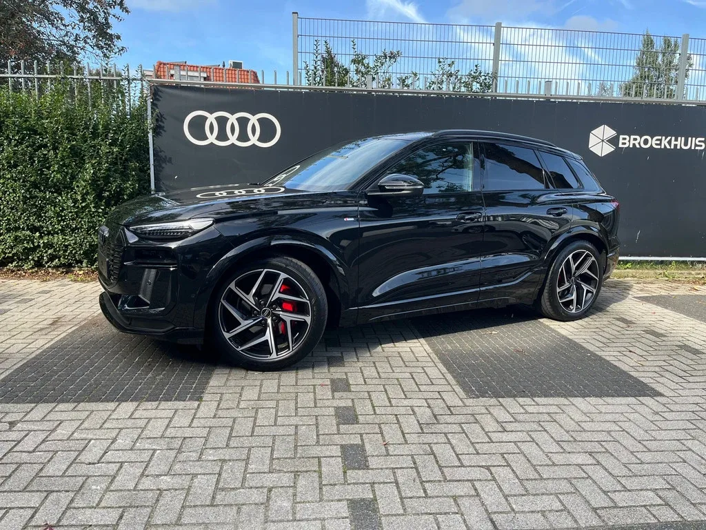 Audi Q6 e-tron (2026) — foto 1