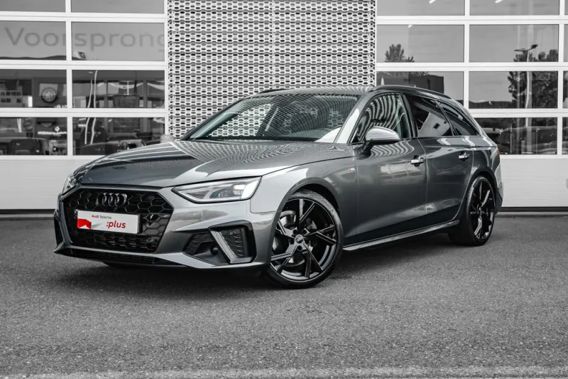 Audi A4 (2022)