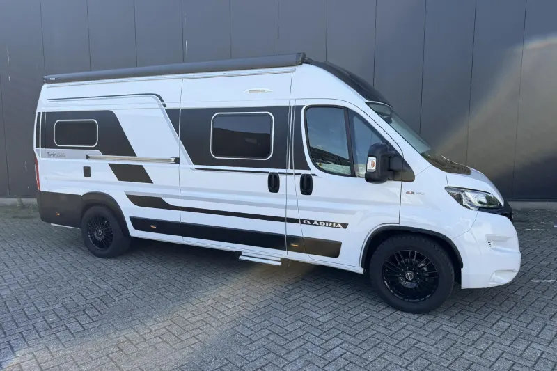 Adria Twin (2021)