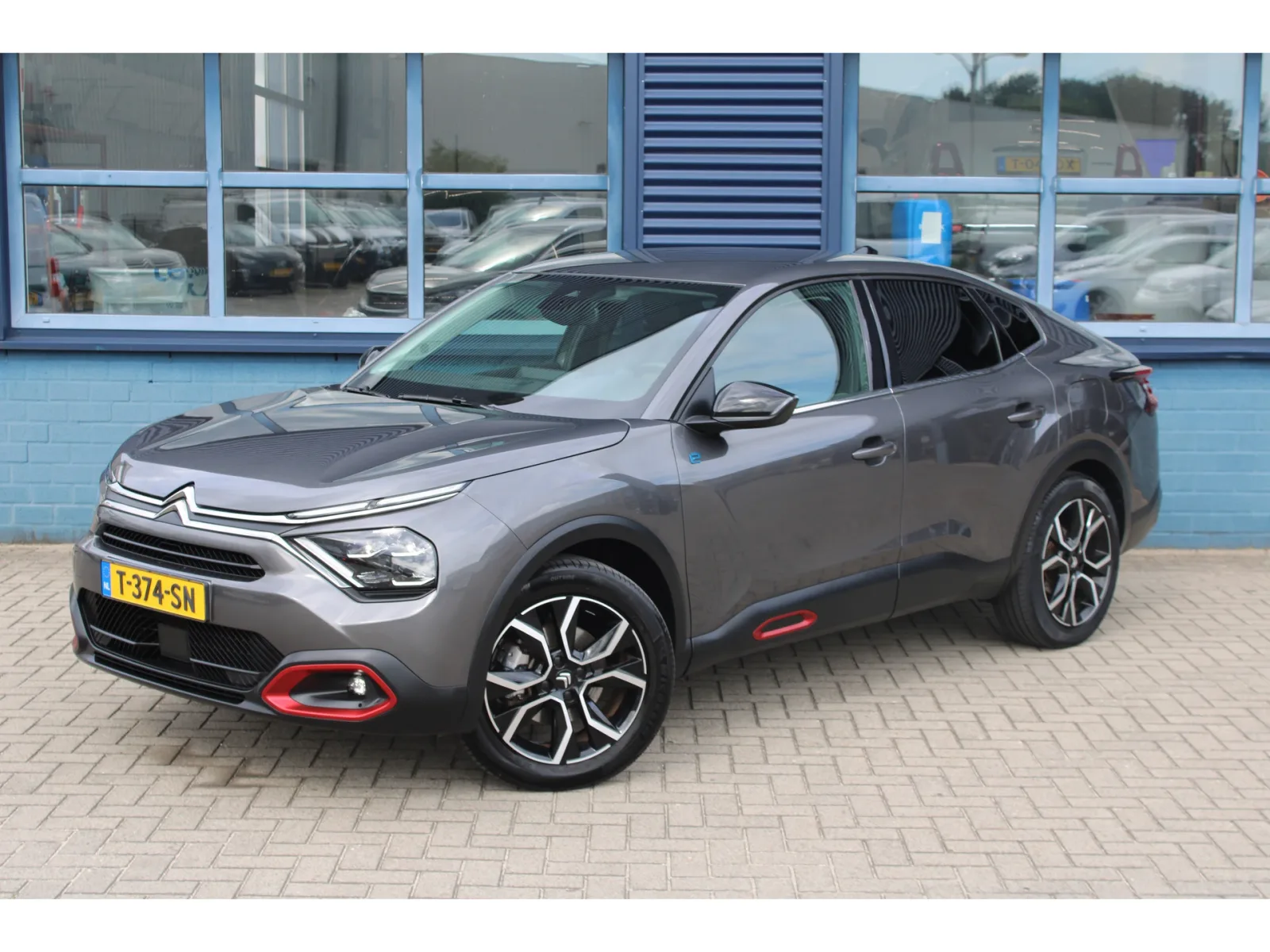 Citroën ë-C4 (2023) — foto 1