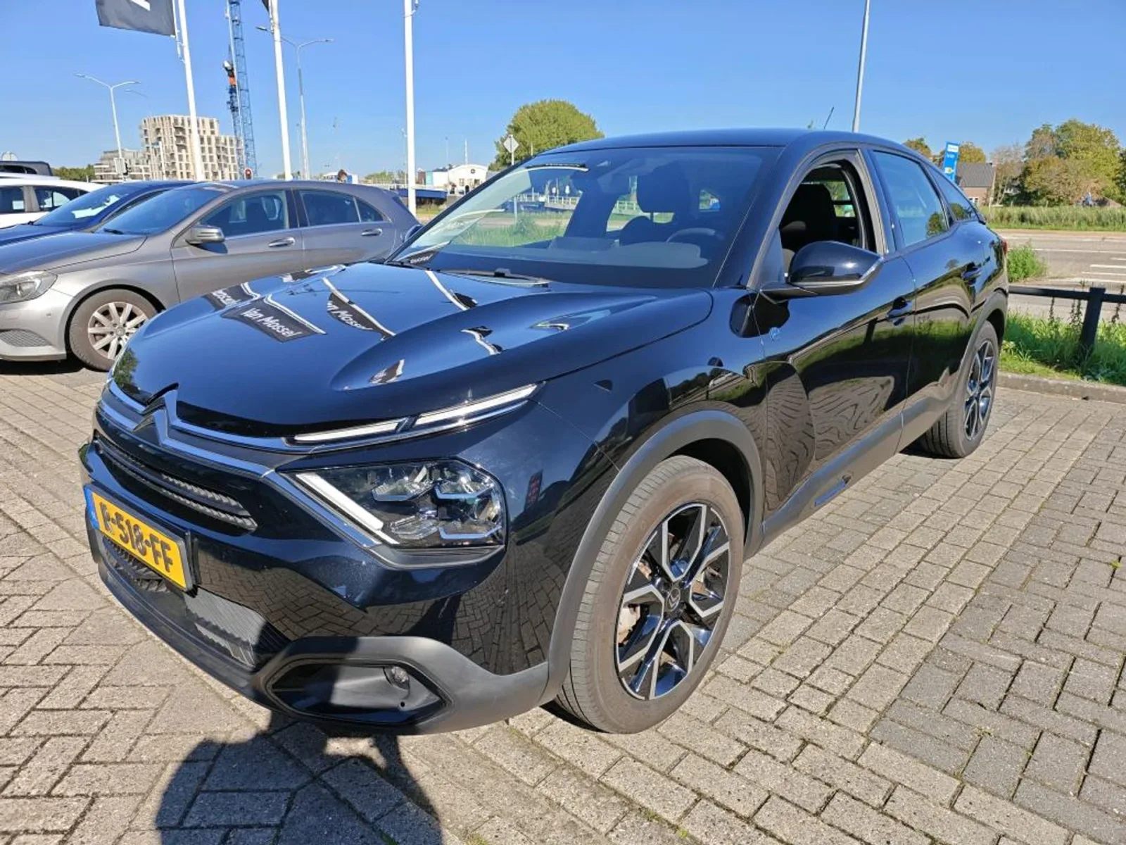Citroën ë-C4 (2022) — foto 1