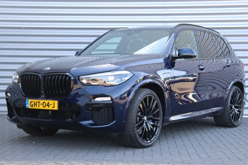 BMW X5 (2020)