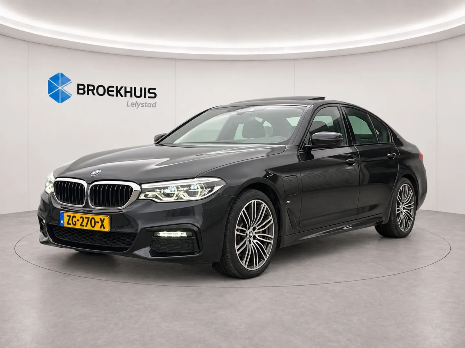 BMW 5-Serie (2019) — foto 1
