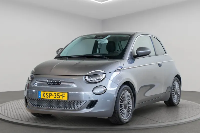 Fiat 500e (2023)