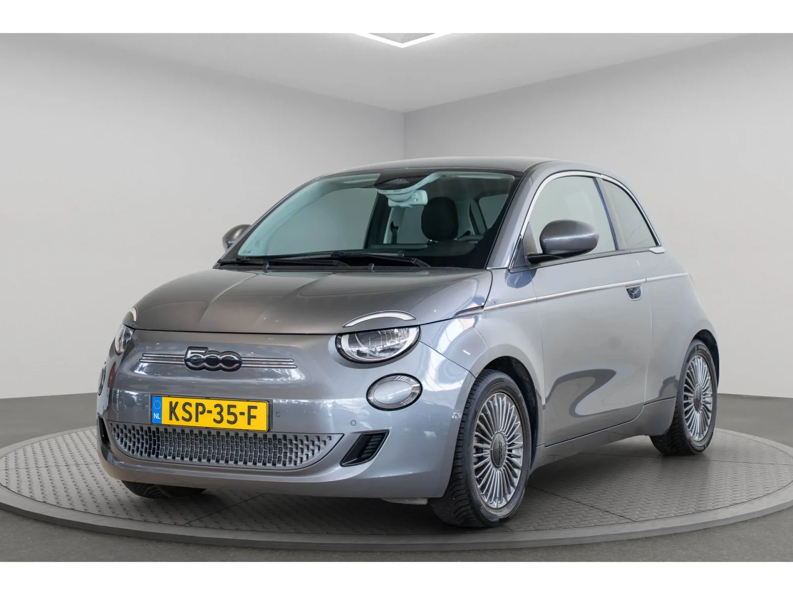 Fiat 500e (2023) — foto 1