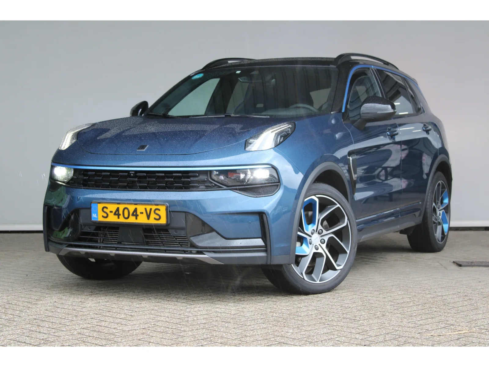 Lynk & Co 01 (2023) — foto 1