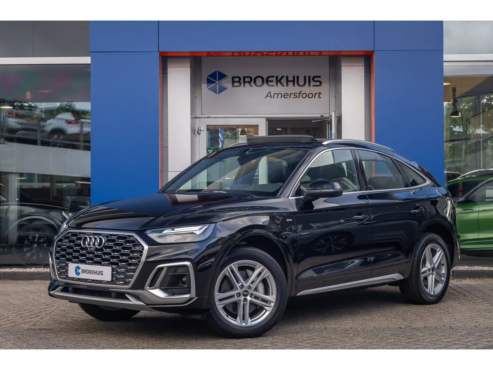 Audi Q5 Sportback (2023) — foto 1