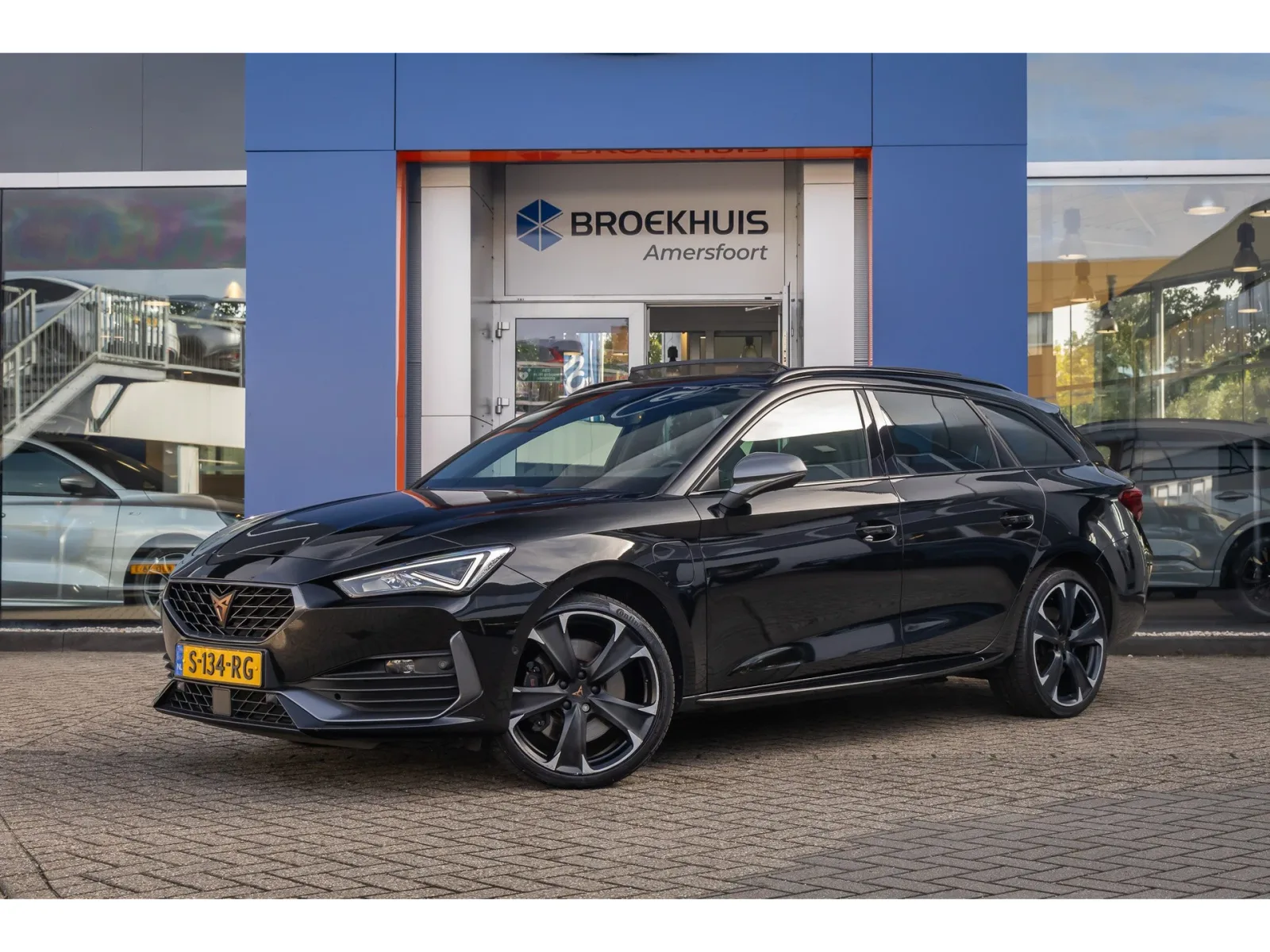 SEAT Leon Sportstourer (2021) — foto 1