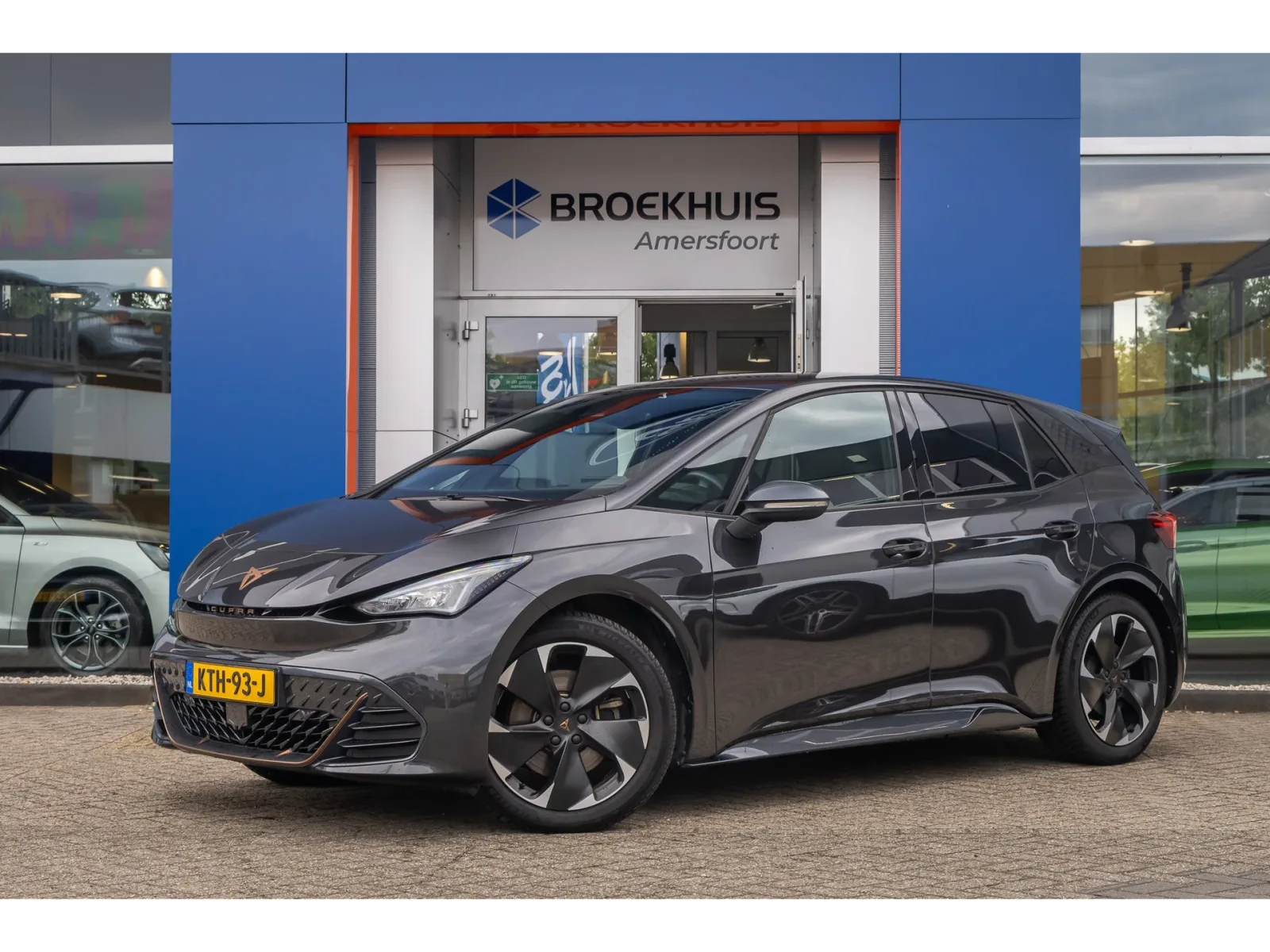 CUPRA Born (2023) — foto 1