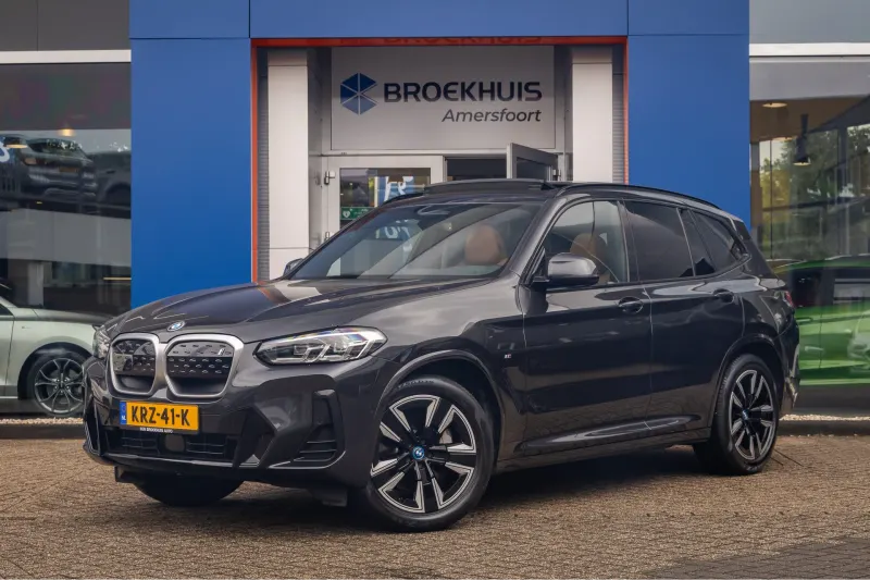 BMW iX3 (2022)