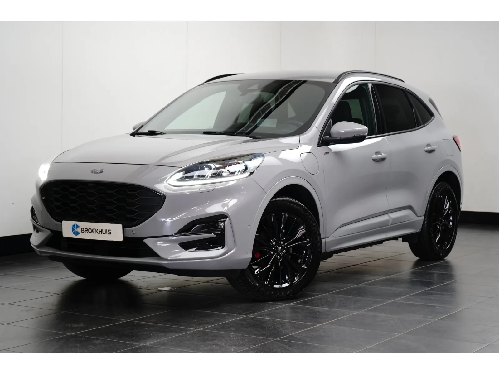 Ford Kuga (2023) — foto 1