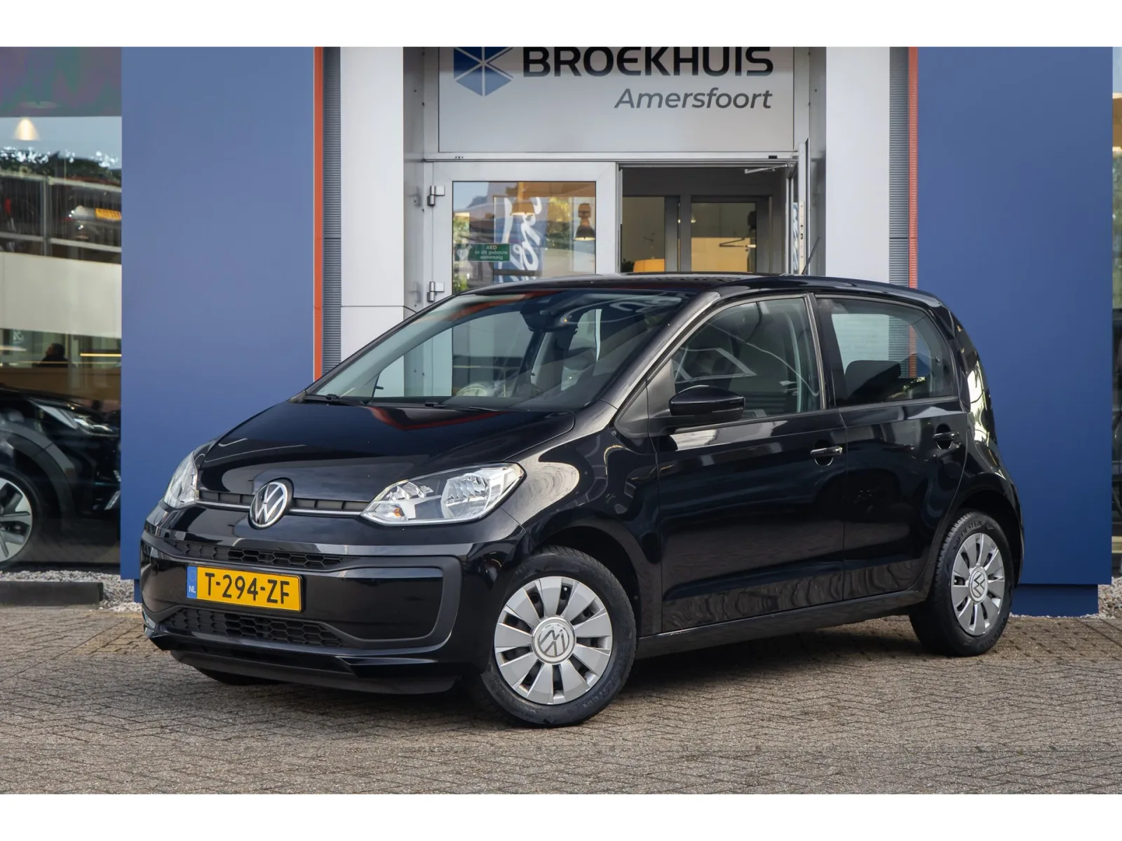 Volkswagen Up! (2023) — foto 1
