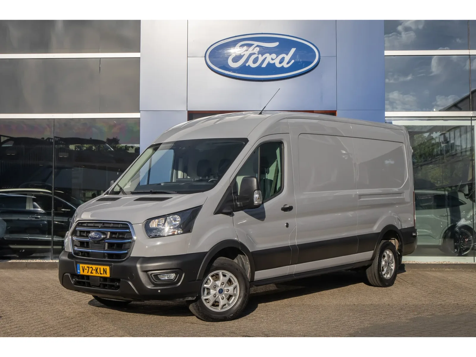 Ford E-Transit (2024) — foto 1
