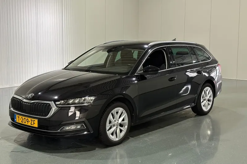 Škoda Octavia (2023)