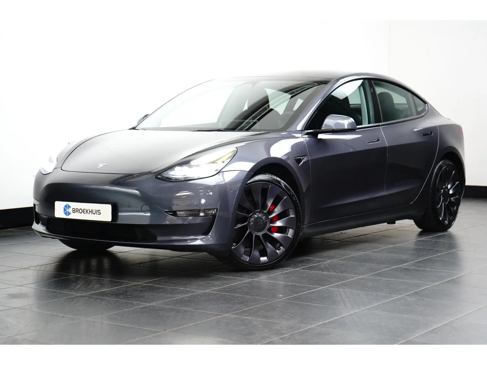 Tesla Model 3 (2022) — foto 1