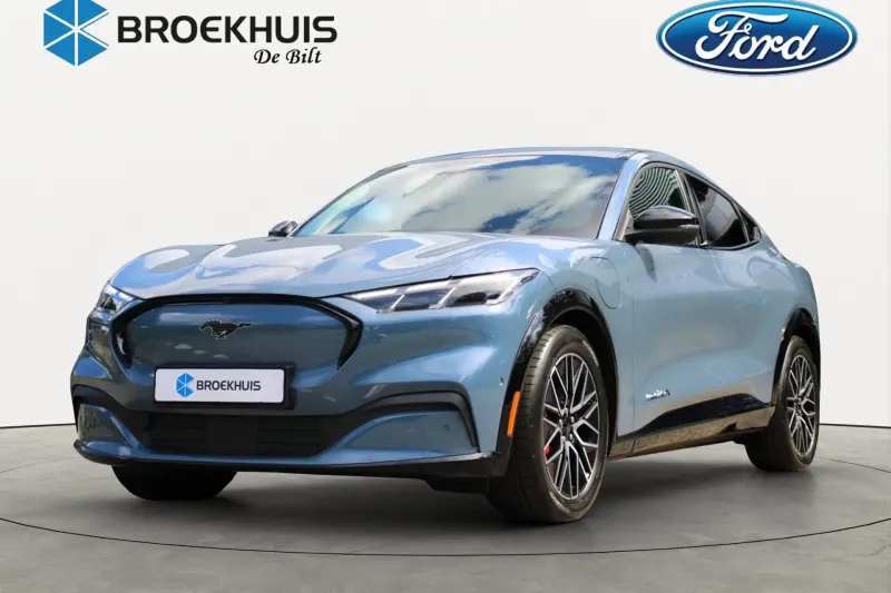 Ford Mustang Mach-E (2025)