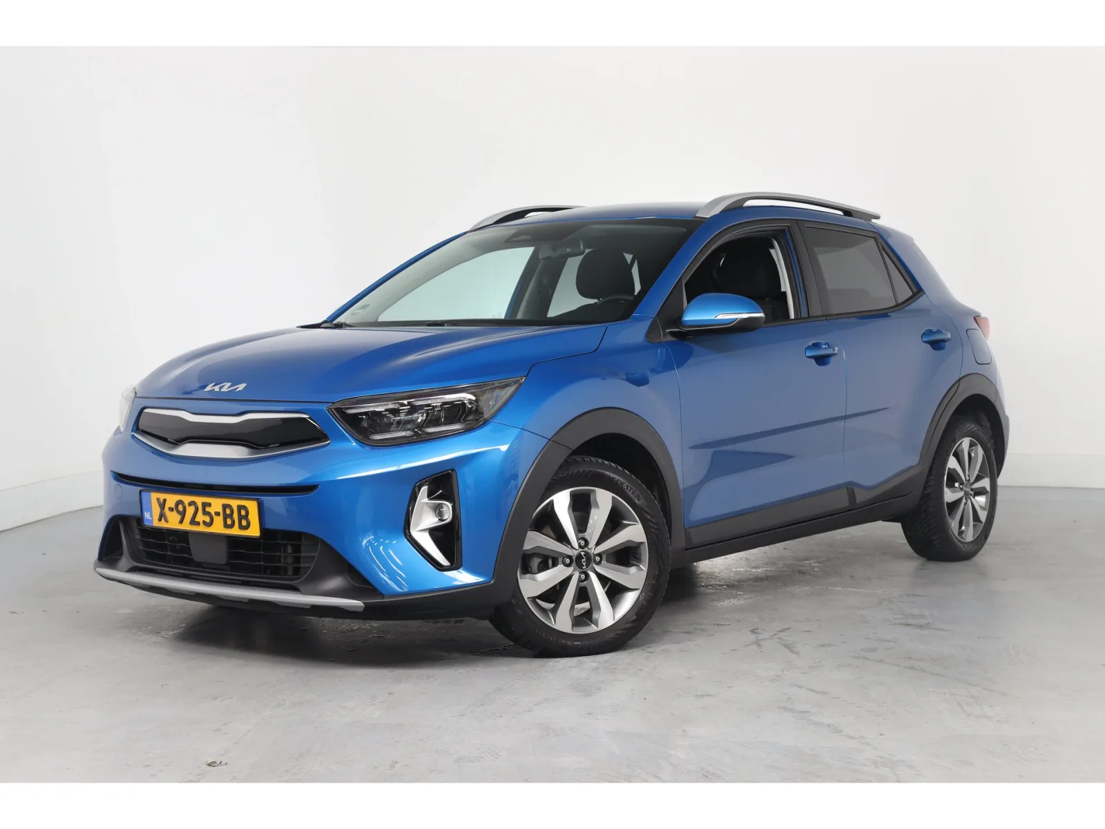 Kia Stonic (2023) — foto 1