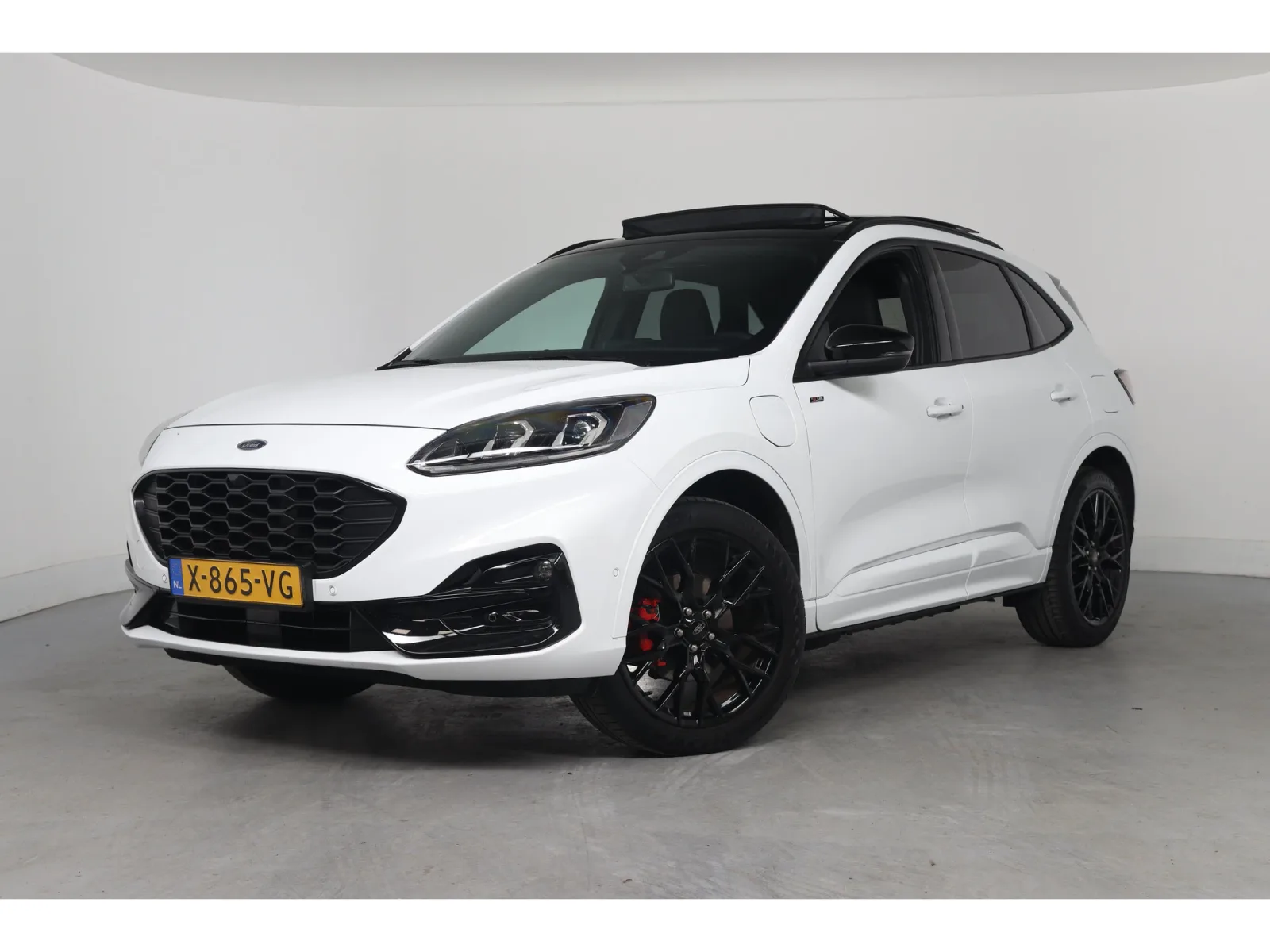 Ford Kuga (2024) — foto 1